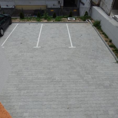 Apartments Center Kg Kragujevac Luaran gambar