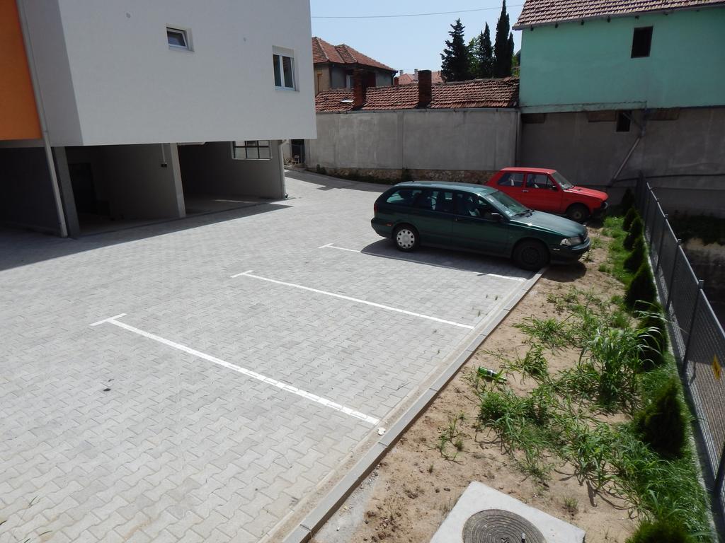 Apartments Center Kg Kragujevac Bilik gambar