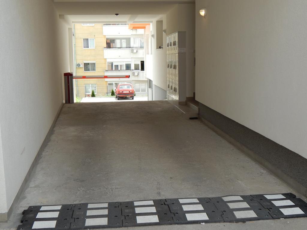 Apartments Center Kg Kragujevac Bilik gambar