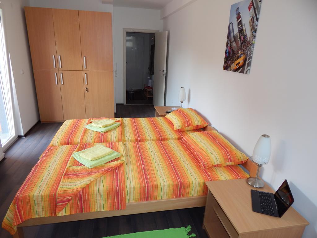 Apartments Center Kg Kragujevac Bilik gambar